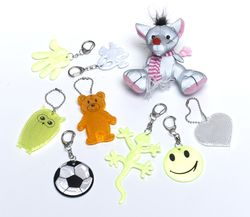 Reflexní přívěsek - odrazka  - srdíčko bílé Reflexní přívěsek - odrazka  - srdíčko bílé